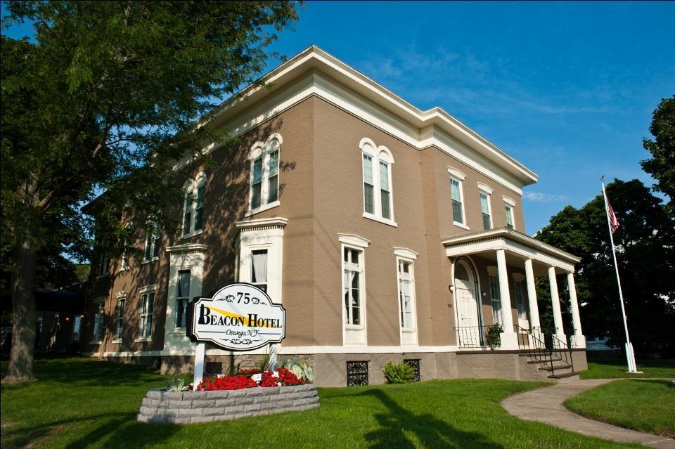 Beacon Hotel Oswego Bagian luar foto