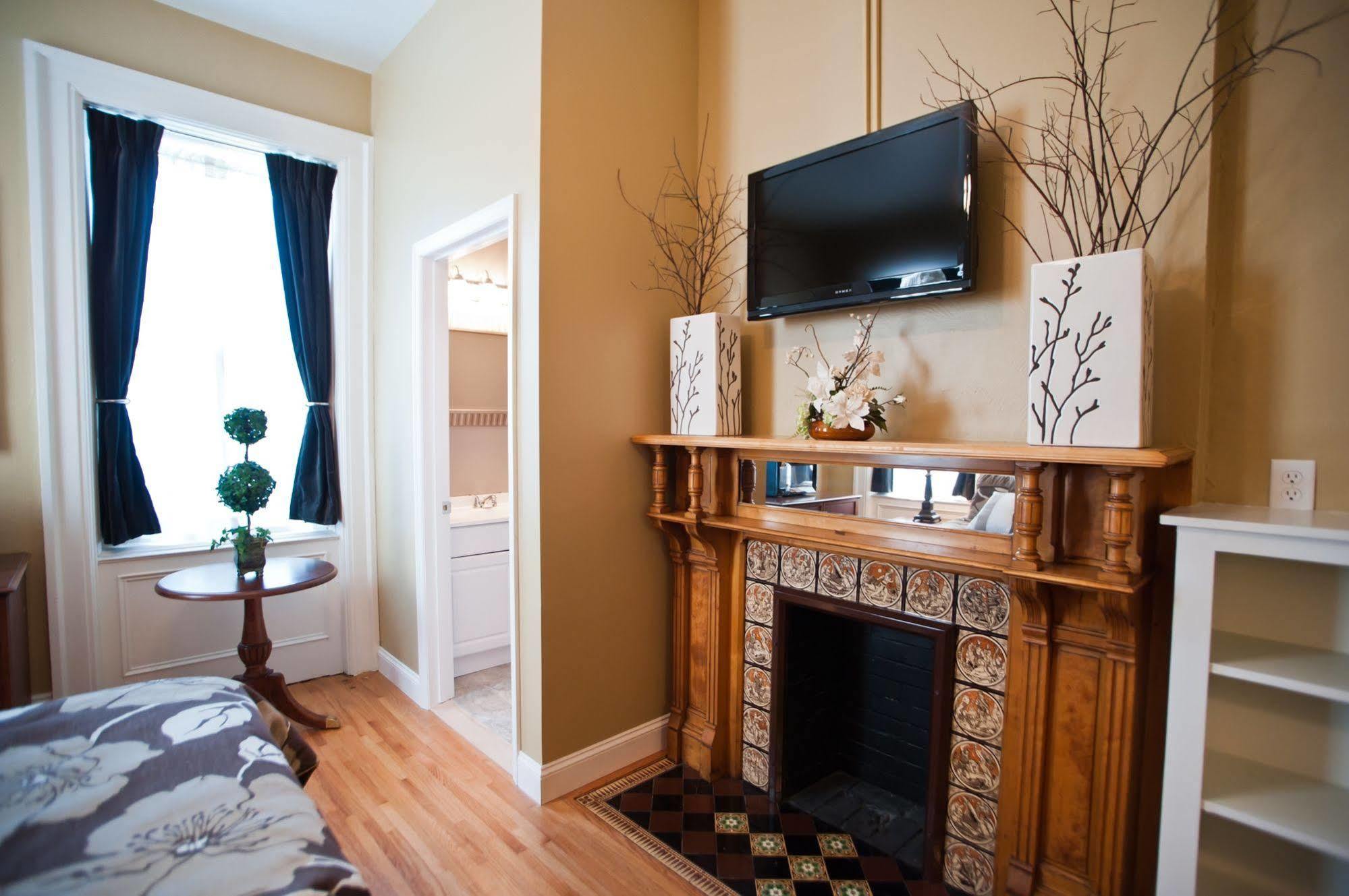 Beacon Hotel Oswego Bagian luar foto