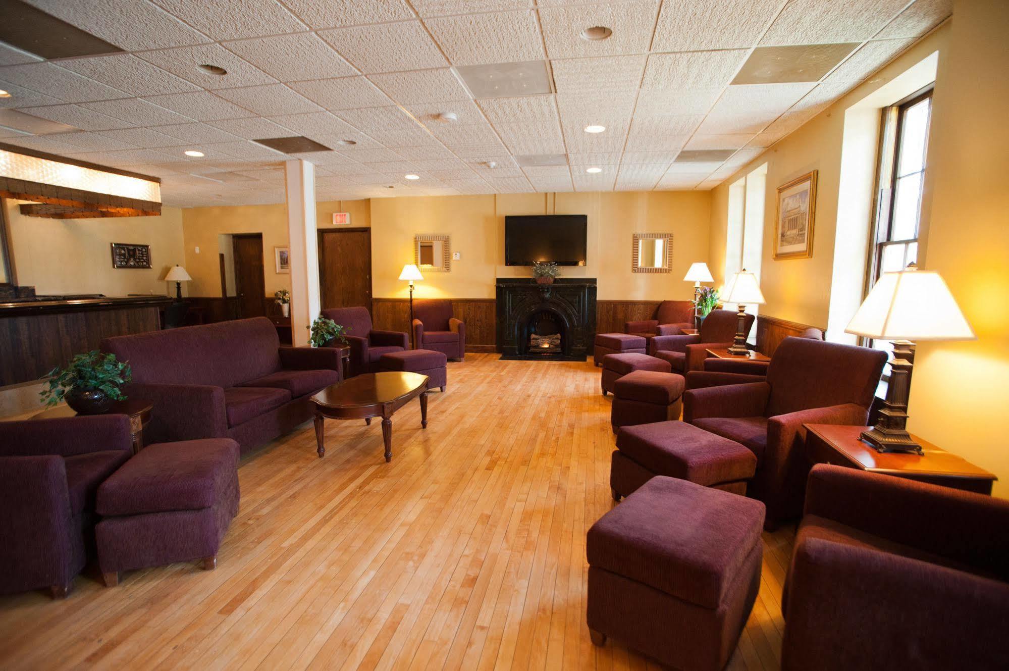 Beacon Hotel Oswego Bagian luar foto