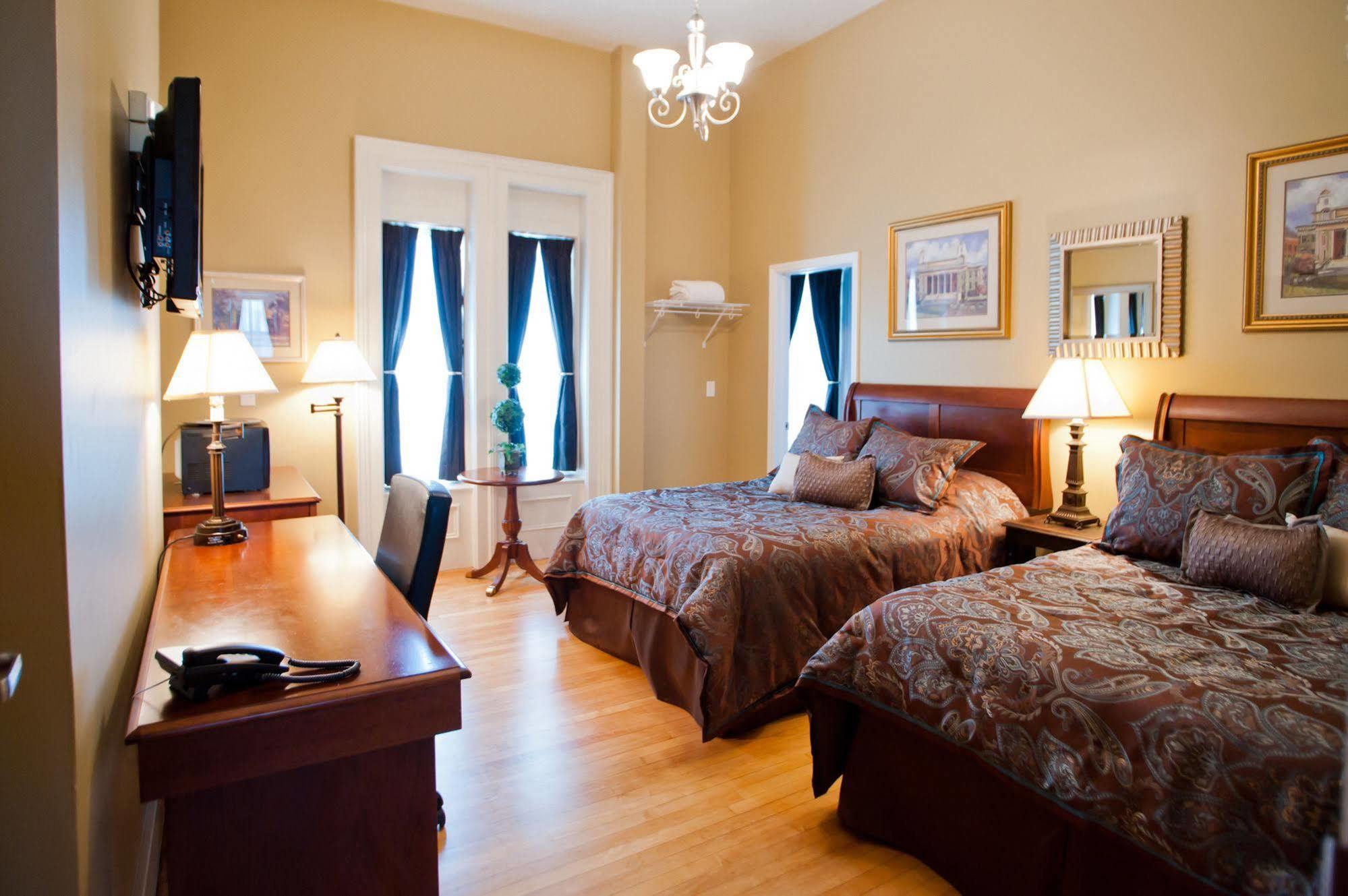 Beacon Hotel Oswego Bagian luar foto